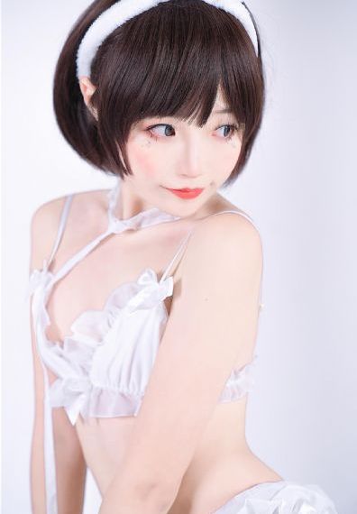 修业魔女璐璐萌