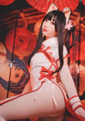大乳女喂男人吃奶